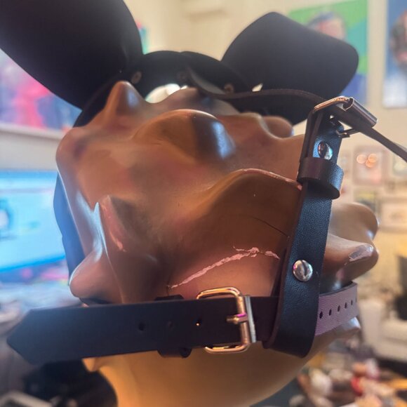 🖤 Smiffys Black Fever Faux Leather Rabbit Mask - Picture 7 of 9